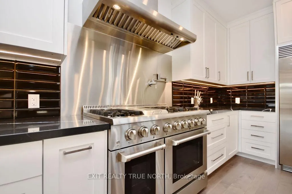 Photo 17 of 57 Glenhuron Drive, Springwater, Midhurst — HOMEH