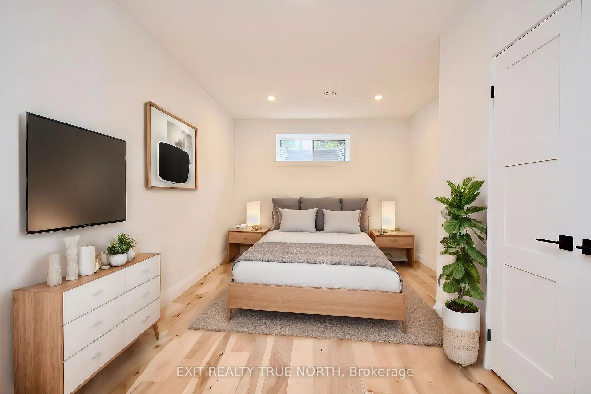 Photo 35 of 57 Glenhuron Drive, Springwater, Midhurst — HOMEH