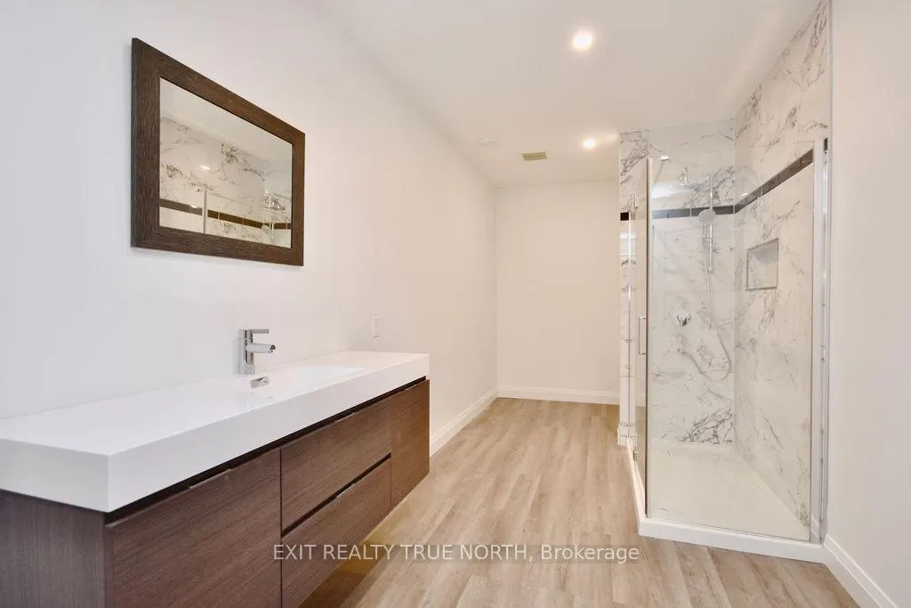 Photo 38 of 57 Glenhuron Drive, Springwater, Midhurst — HOMEH