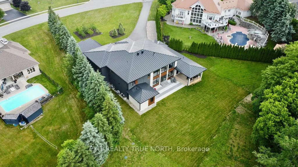 Photo 44 of 57 Glenhuron Drive, Springwater, Midhurst — HOMEH