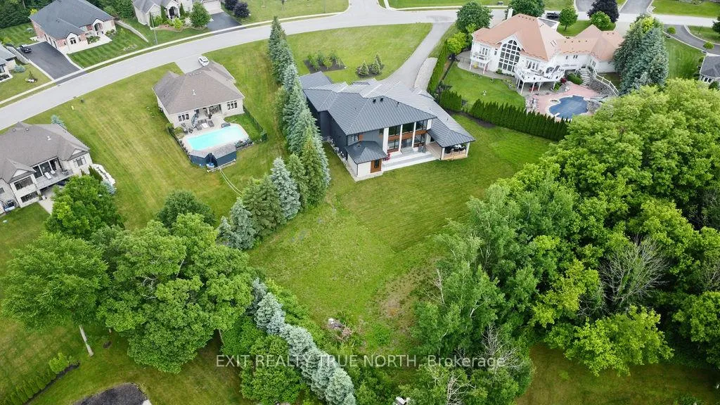 Photo 45 of 57 Glenhuron Drive, Springwater, Midhurst — HOMEH