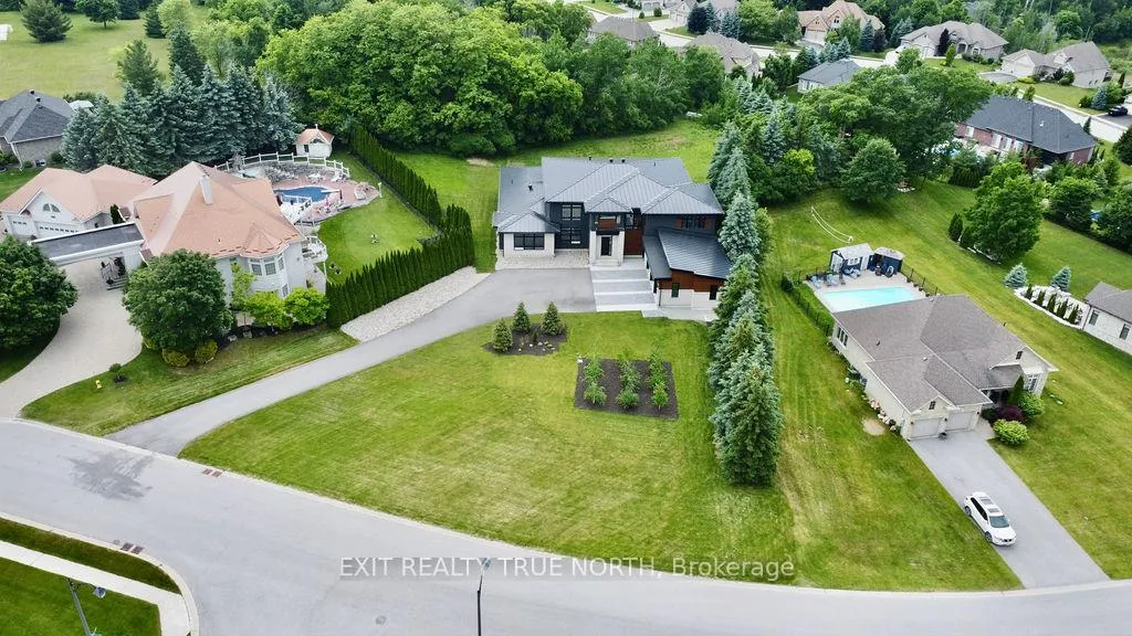 Photo 48 of 57 Glenhuron Drive, Springwater, Midhurst — HOMEH