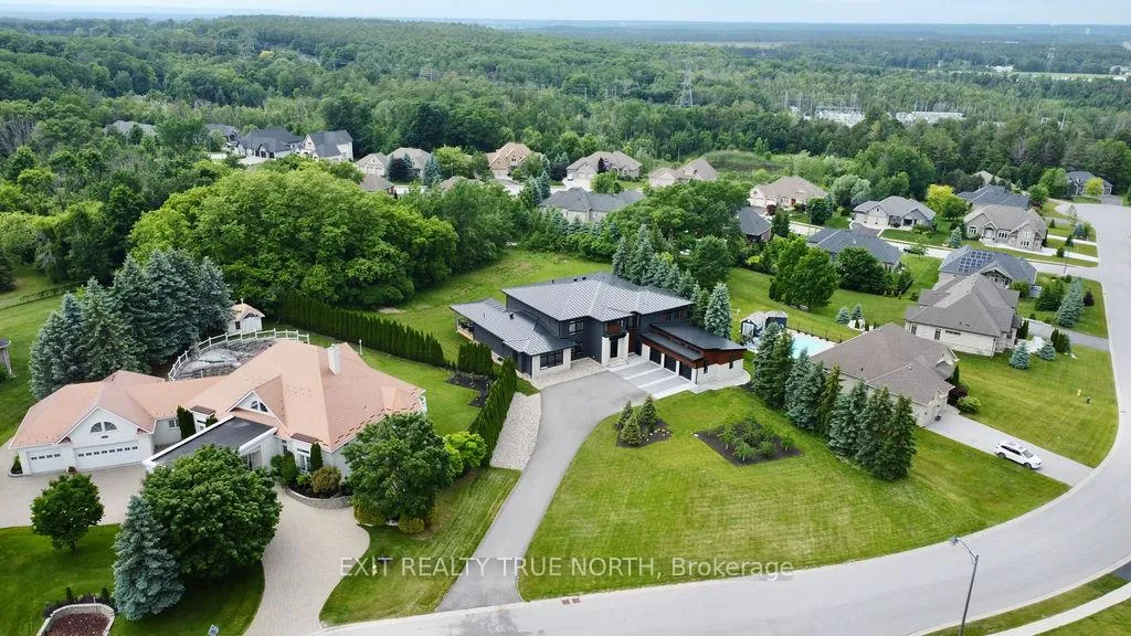 Photo 49 of 57 Glenhuron Drive, Springwater, Midhurst — HOMEH