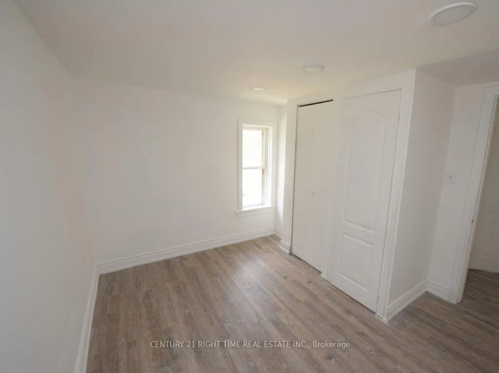 Photo 6 of 79-71 Cedar Street N, Cambridge, Southwood - Kinbridge — HOMEH