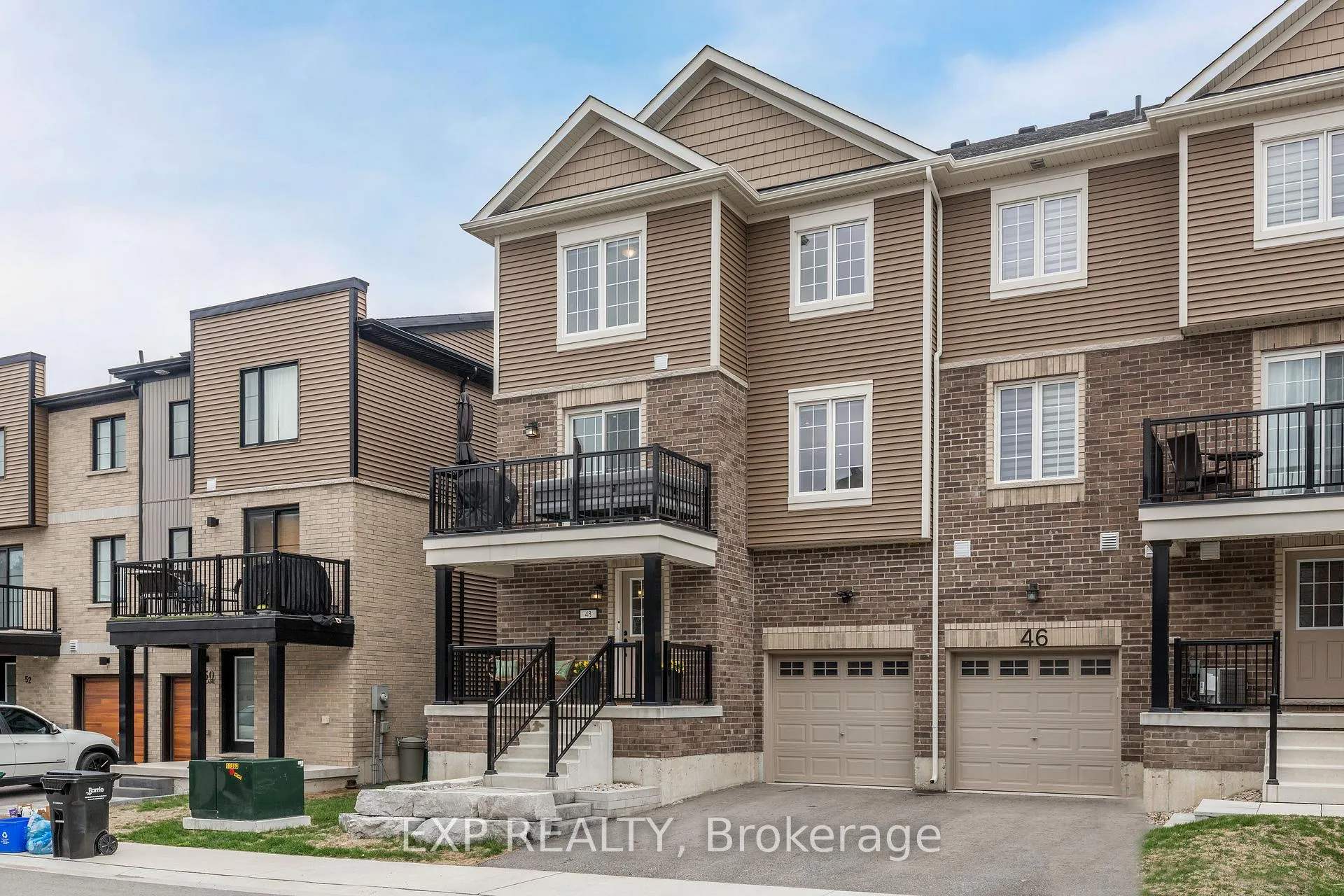 Photo 2 of 48 Hay Lane, Barrie, Rural Barrie Southeast — HOMEH