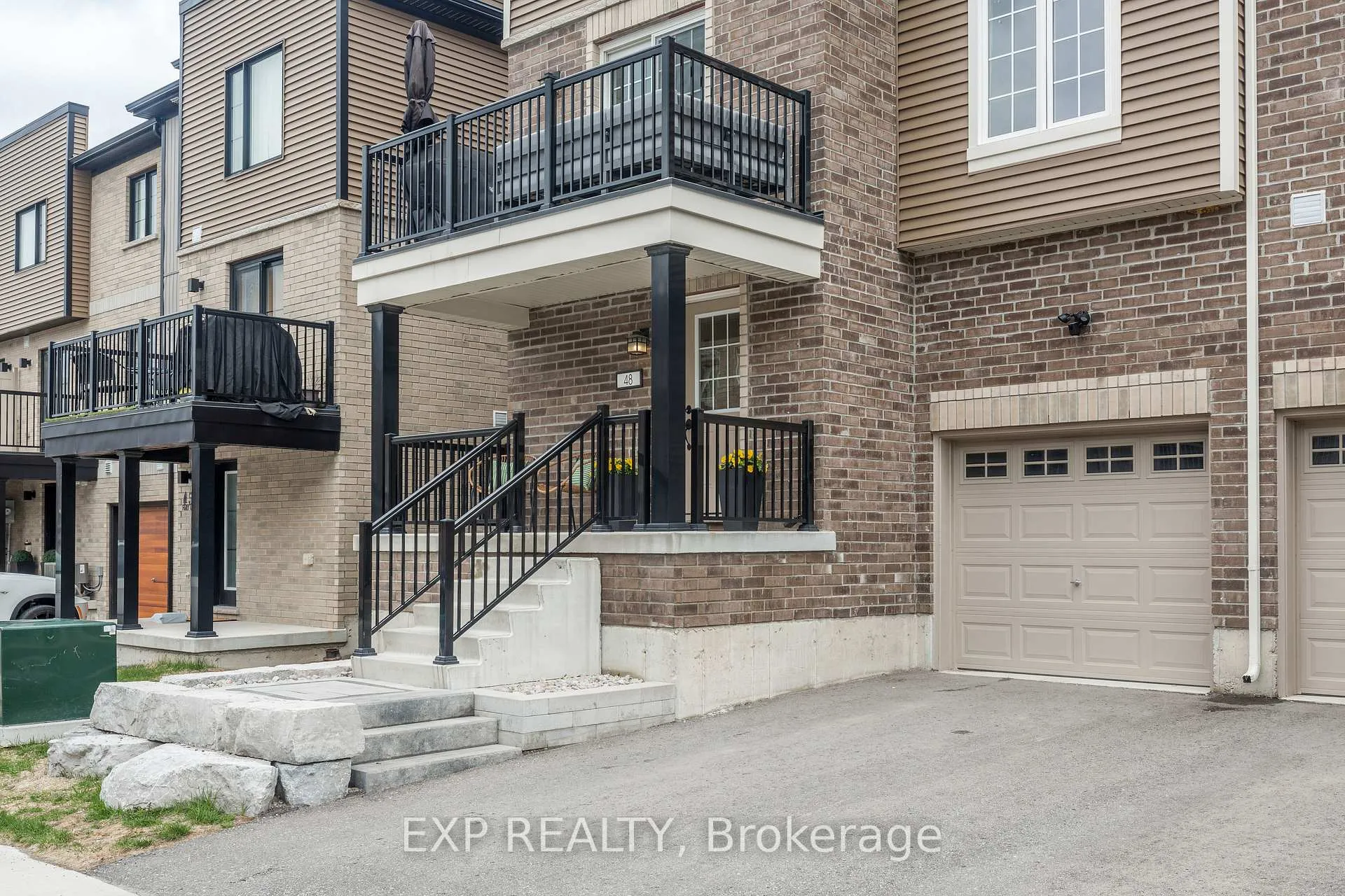Photo 5 of 48 Hay Lane, Barrie, Rural Barrie Southeast — HOMEH