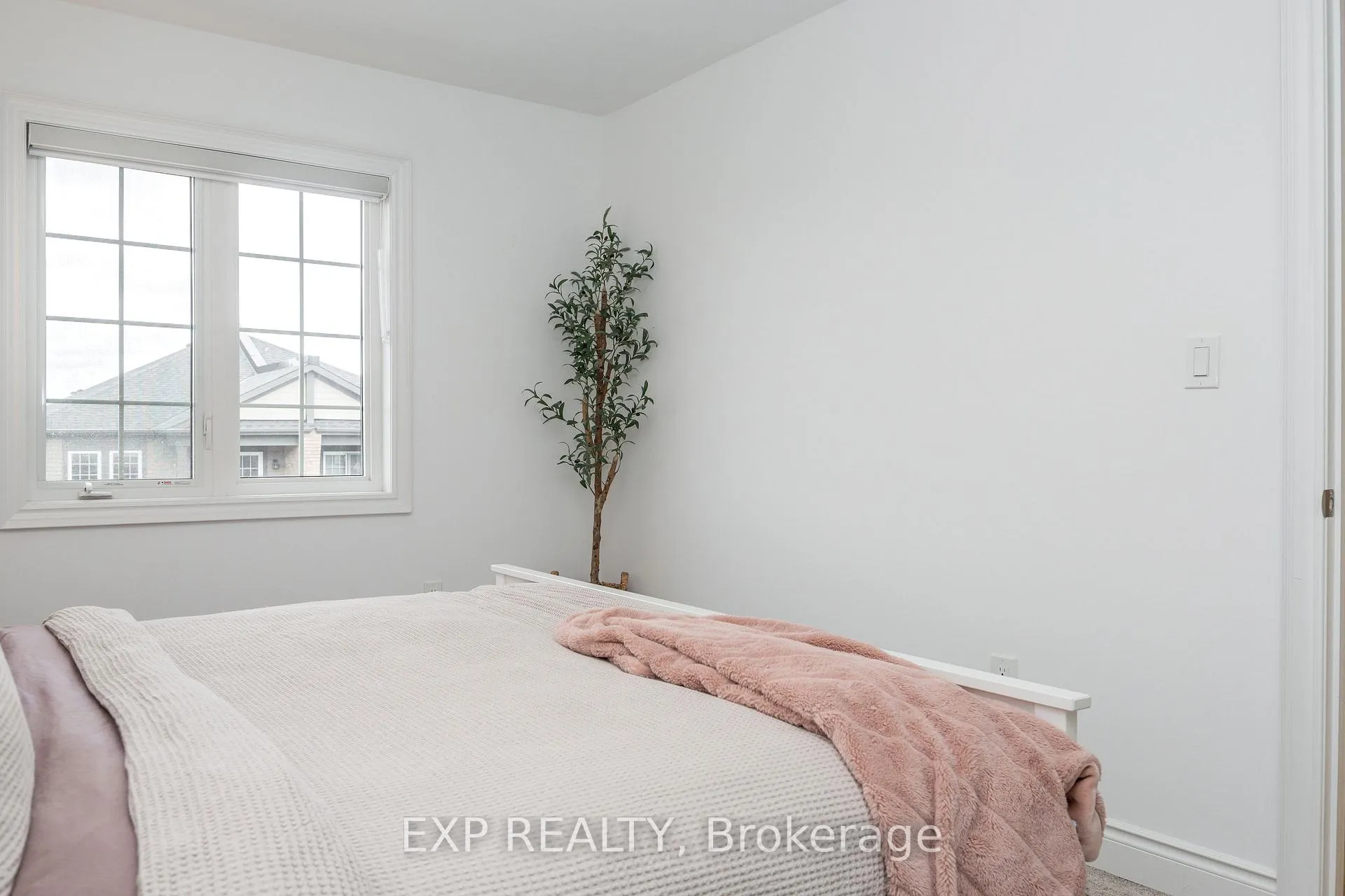 Photo 30 of 48 Hay Lane, Barrie, Rural Barrie Southeast — HOMEH