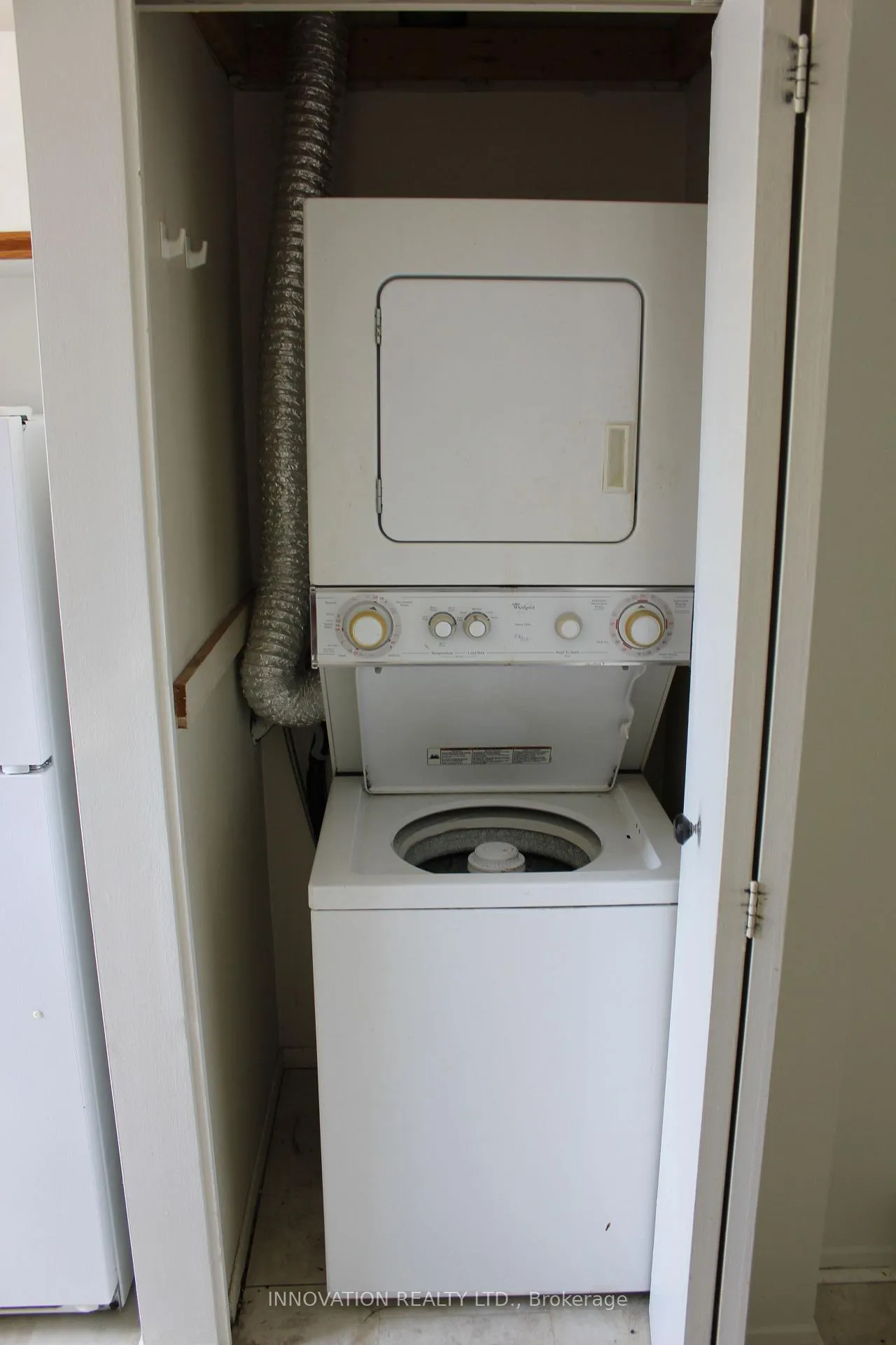 Photo 16 of Unit 203, 260 Brittany Drive, Ottawa, Viscount Alexander Park — HOMEH
