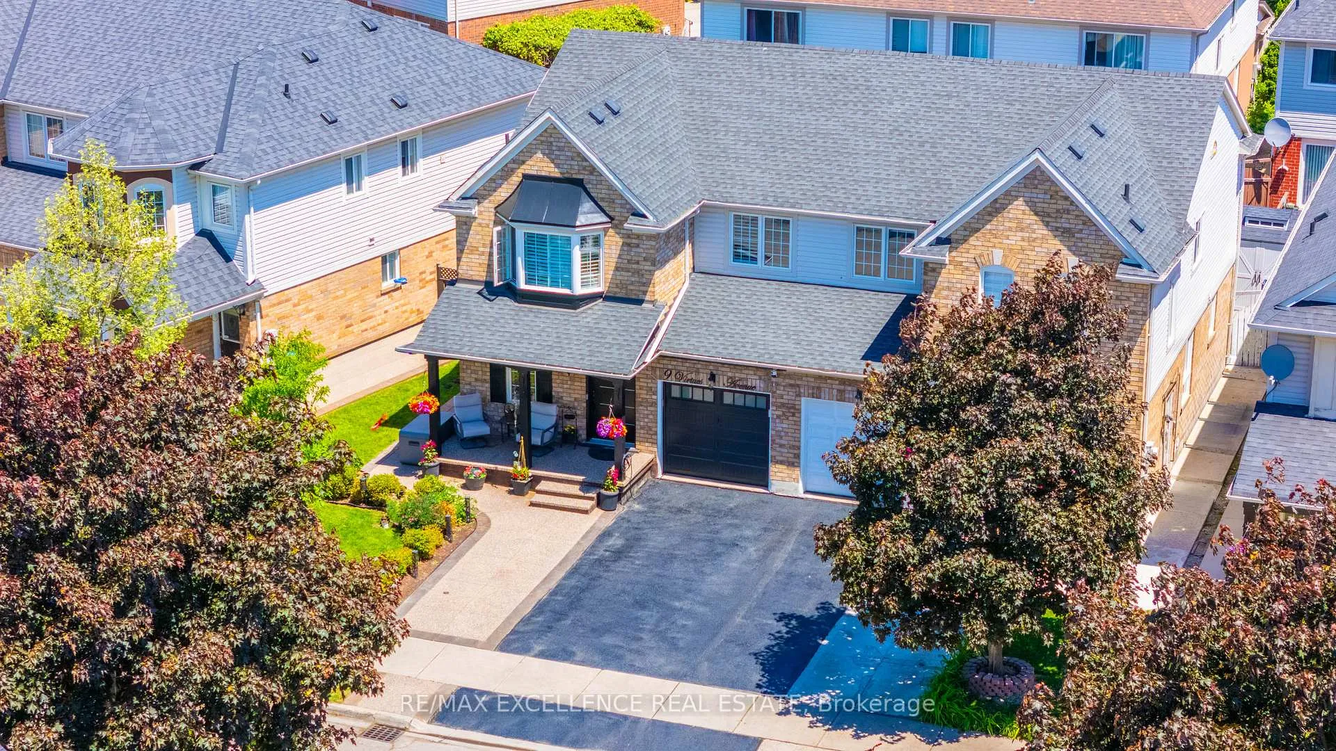 Photo 7 of 9 Virtues Avenue, Brampton, Fletcher's Meadow — HOMEH