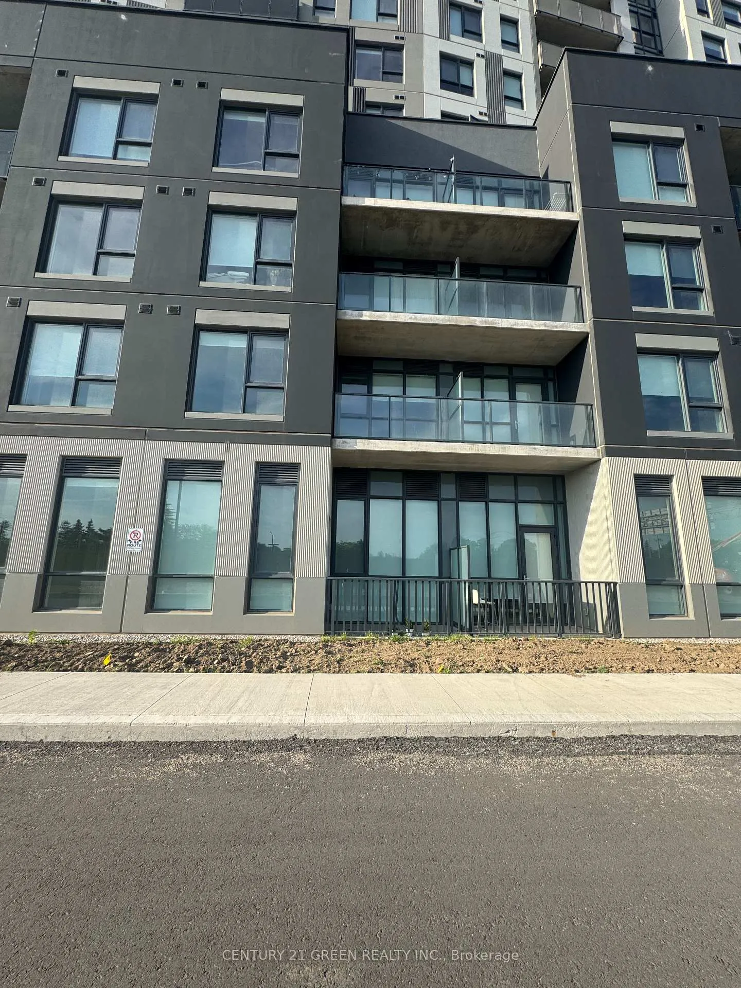 Photo 2 of Unit 105, 1333 Weber Street E, Kitchener — HOMEH