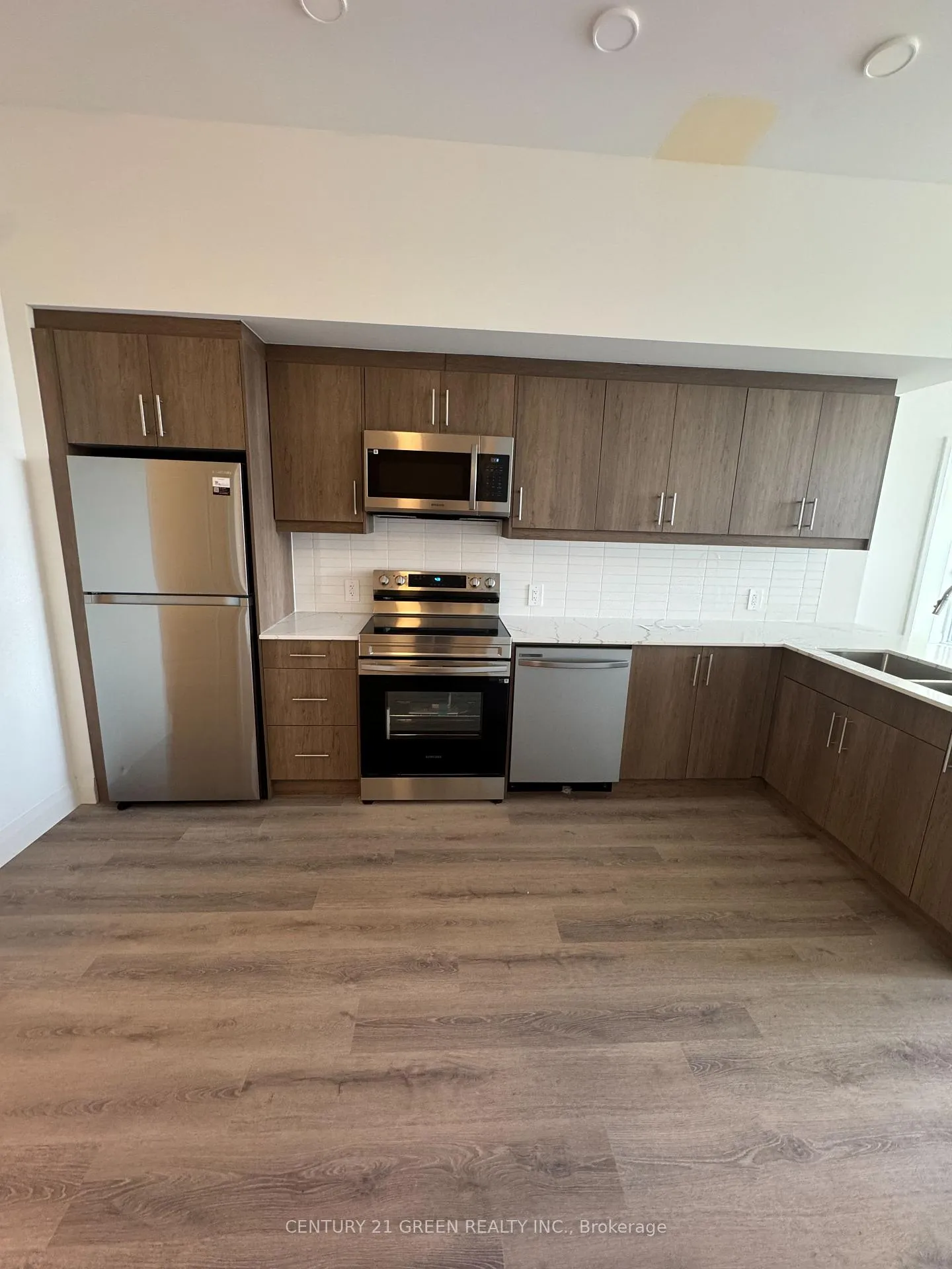 Photo 7 of Unit 105, 1333 Weber Street E, Kitchener — HOMEH
