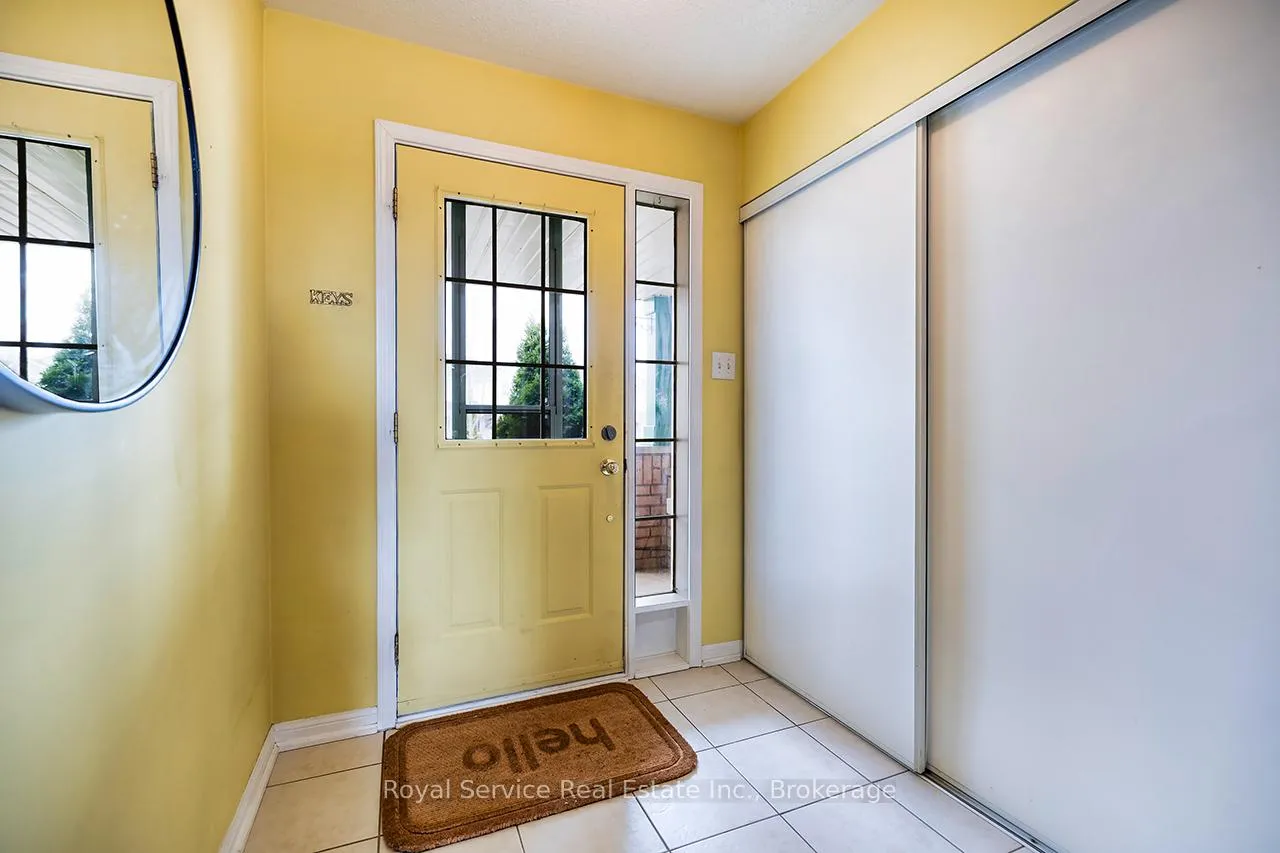Photo 3 of 169 Scottsdale Drive, Clarington, Bowmanville — HOMEH