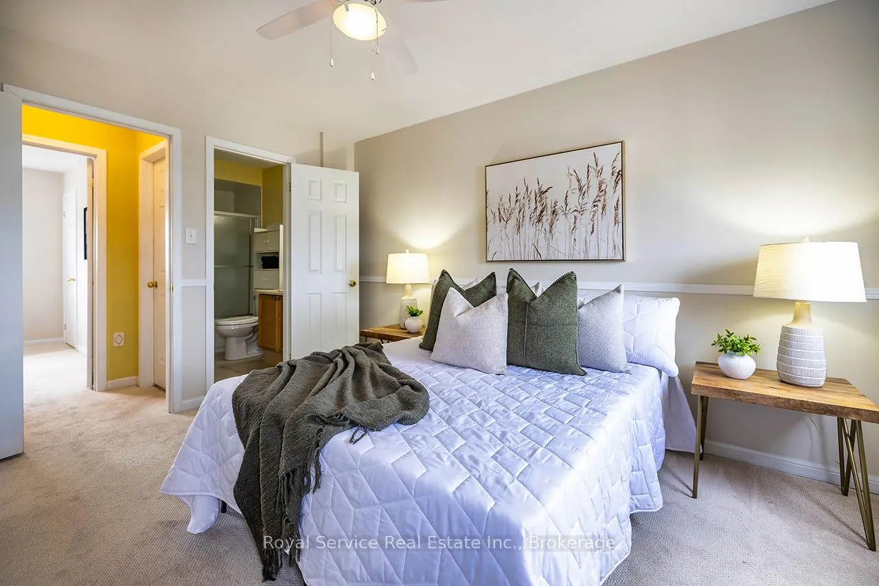 Photo 15 of 169 Scottsdale Drive, Clarington, Bowmanville — HOMEH