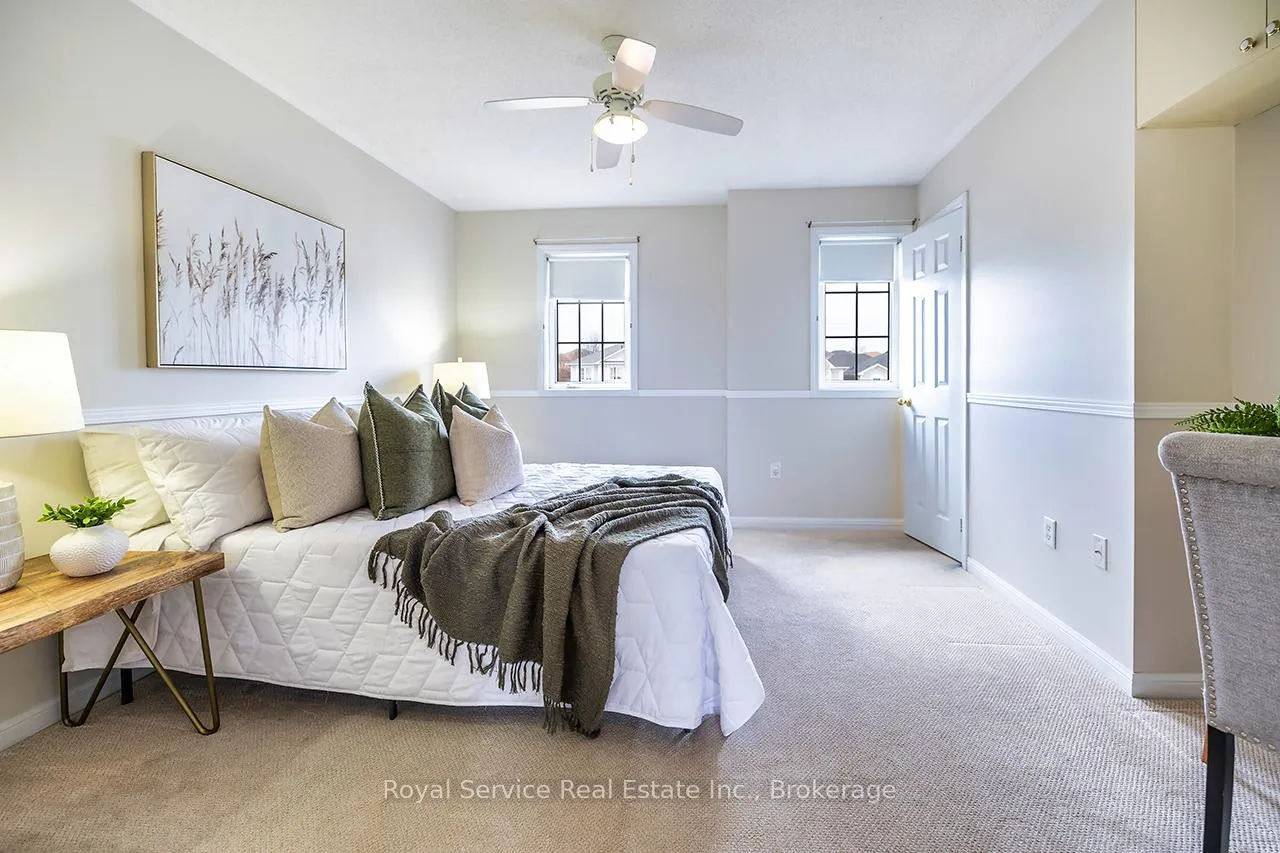 Photo 16 of 169 Scottsdale Drive, Clarington, Bowmanville — HOMEH