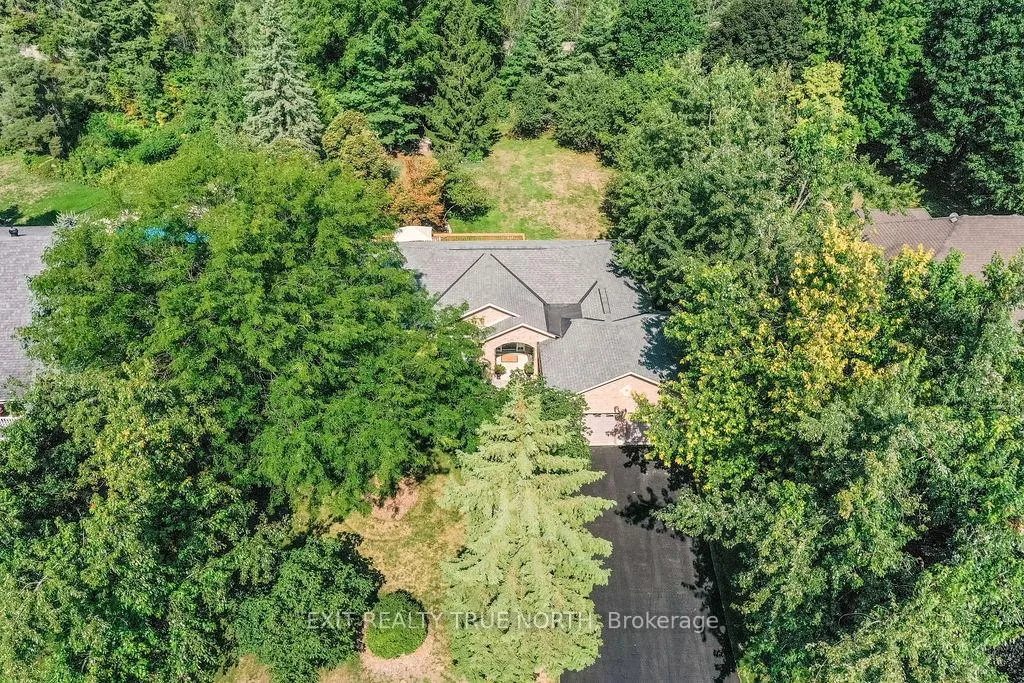 Photo 2 of 28 Nicholson Crescent, Springwater, Snow Valley — HOMEH