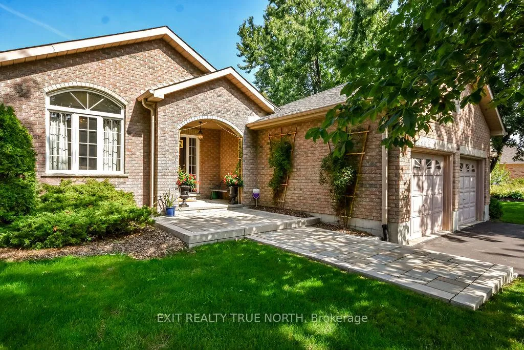 Photo 3 of 28 Nicholson Crescent, Springwater, Snow Valley — HOMEH