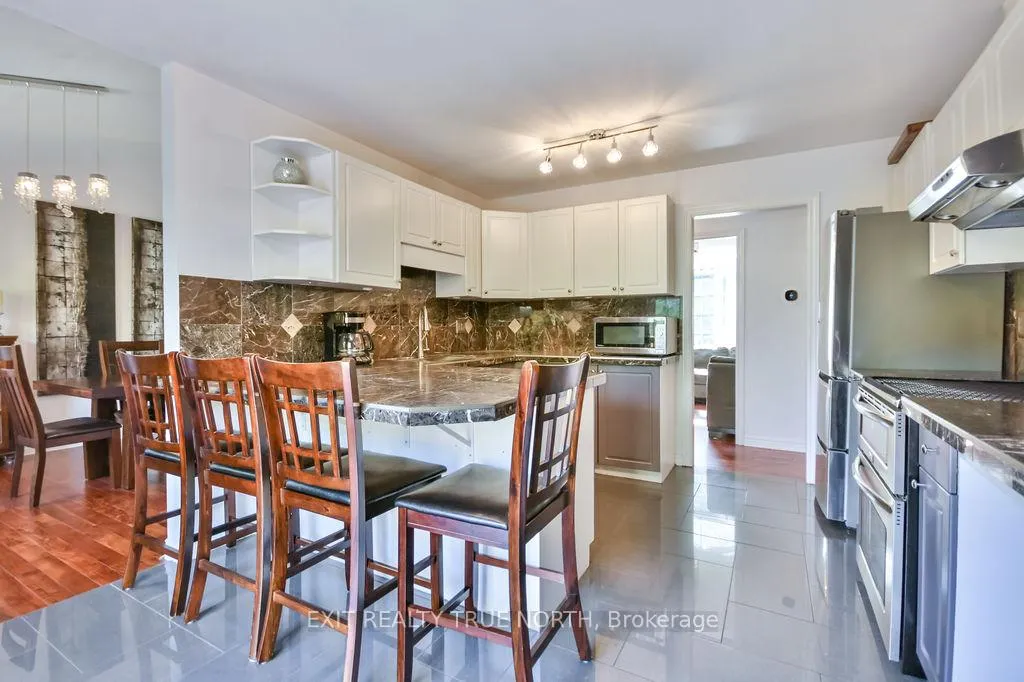 Photo 10 of 28 Nicholson Crescent, Springwater, Snow Valley — HOMEH