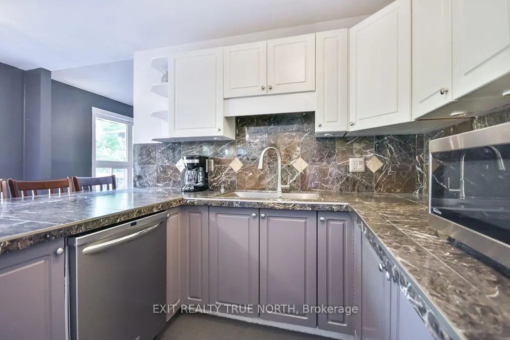 Photo 12 of 28 Nicholson Crescent, Springwater, Snow Valley — HOMEH