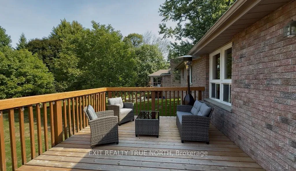 Photo 14 of 28 Nicholson Crescent, Springwater, Snow Valley — HOMEH