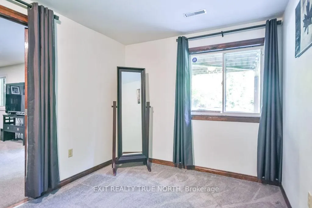 Photo 32 of 28 Nicholson Crescent, Springwater, Snow Valley — HOMEH
