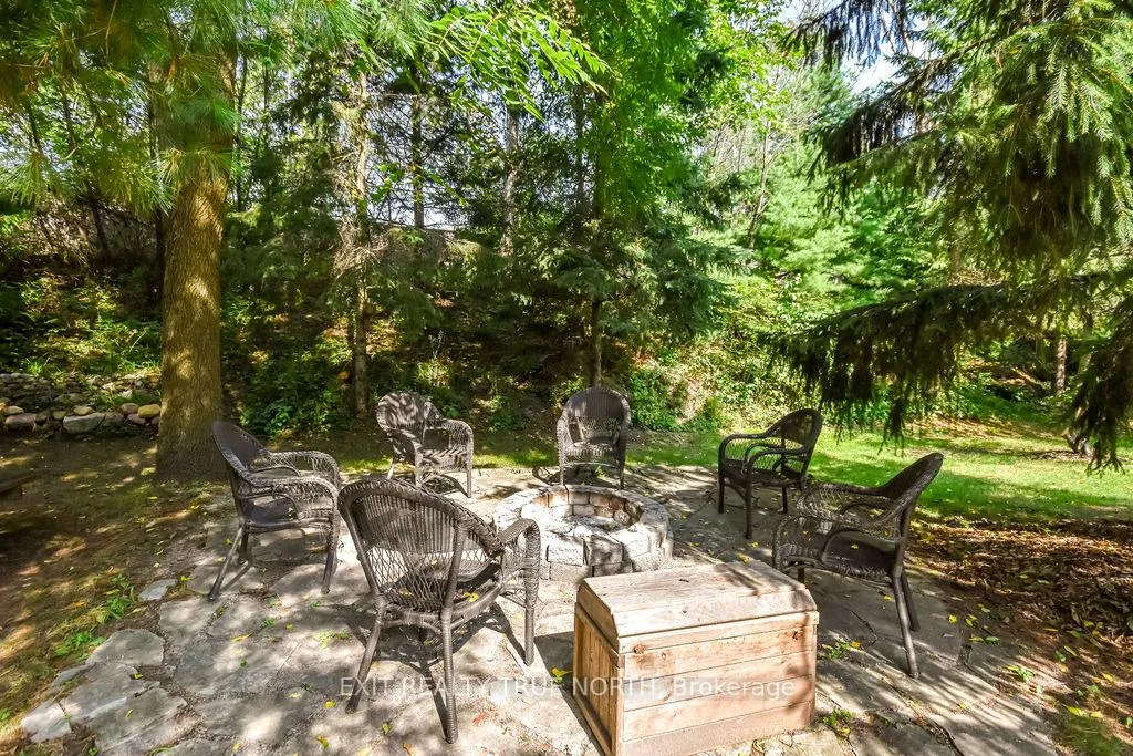 Photo 44 of 28 Nicholson Crescent, Springwater, Snow Valley — HOMEH