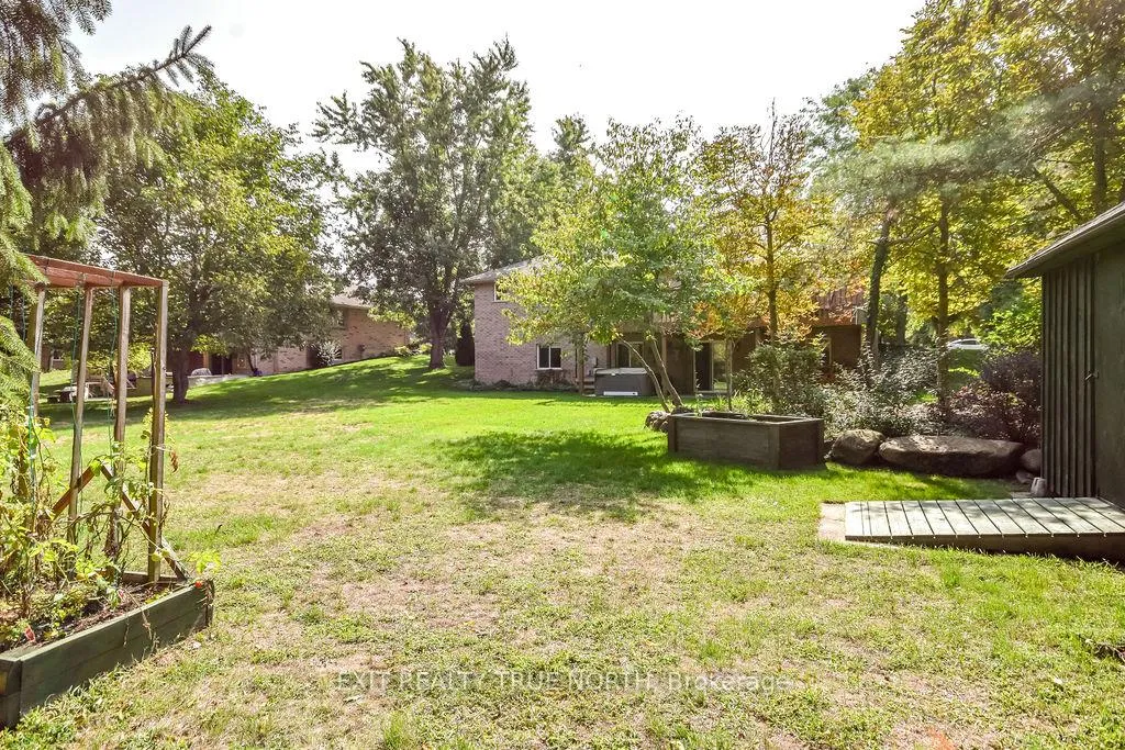 Photo 45 of 28 Nicholson Crescent, Springwater, Snow Valley — HOMEH