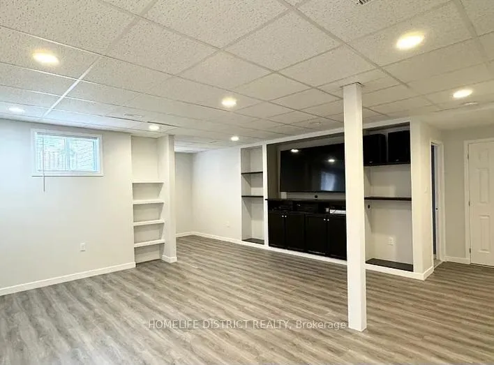 Photo 6 of 86 Taylor Drive, Barrie, Bayshore — HOMEH