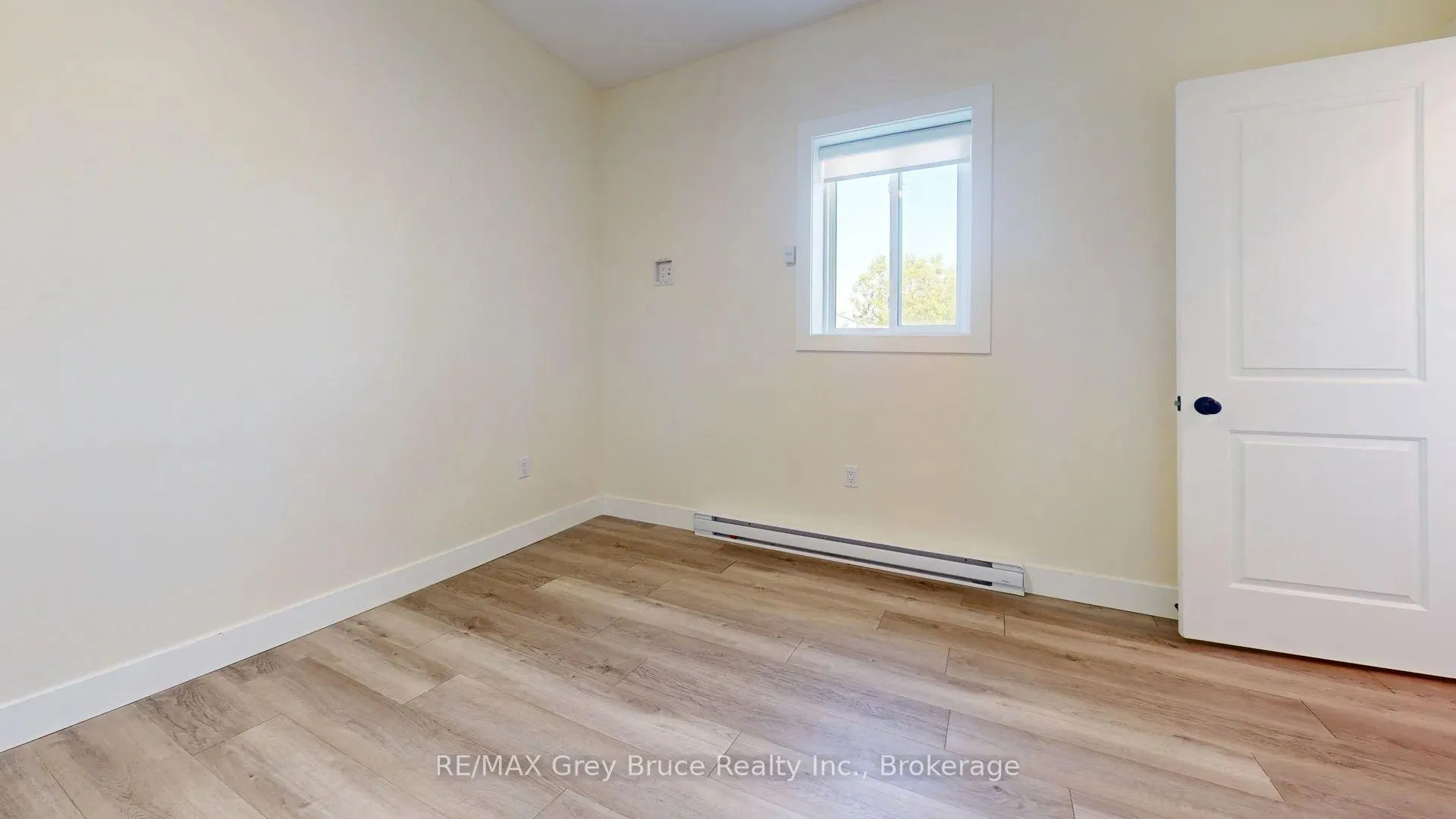 Photo 6 of Unit Unit 12, 39 1st Avenue S, Arran-Elderslie — HOMEH