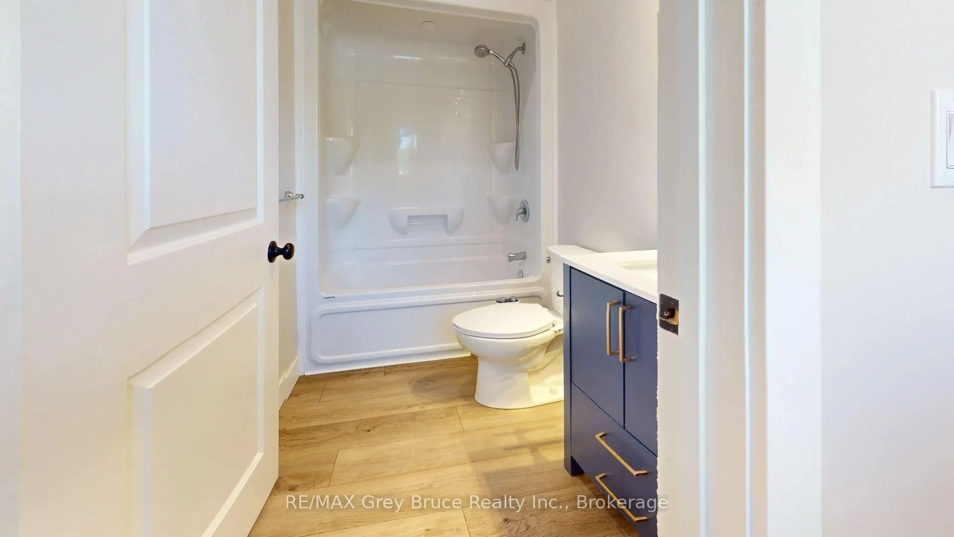 Photo 7 of Unit Unit 12, 39 1st Avenue S, Arran-Elderslie — HOMEH