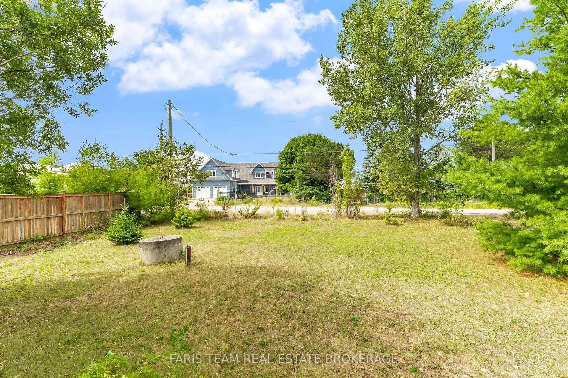Photo 41 of 29 Lorrie Crescent, Tiny, Rural Tiny — HOMEH