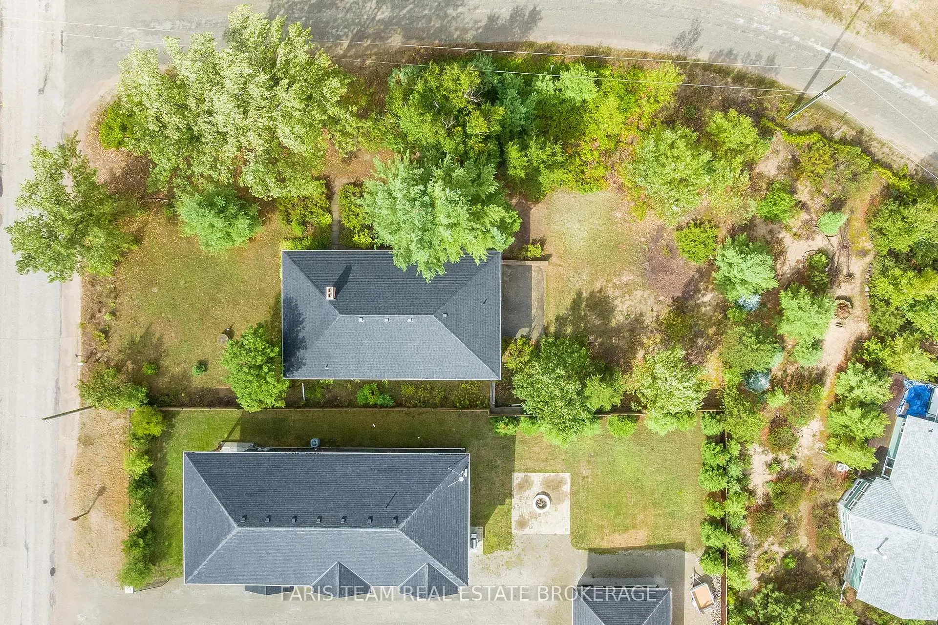 Photo 43 of 29 Lorrie Crescent, Tiny, Rural Tiny — HOMEH