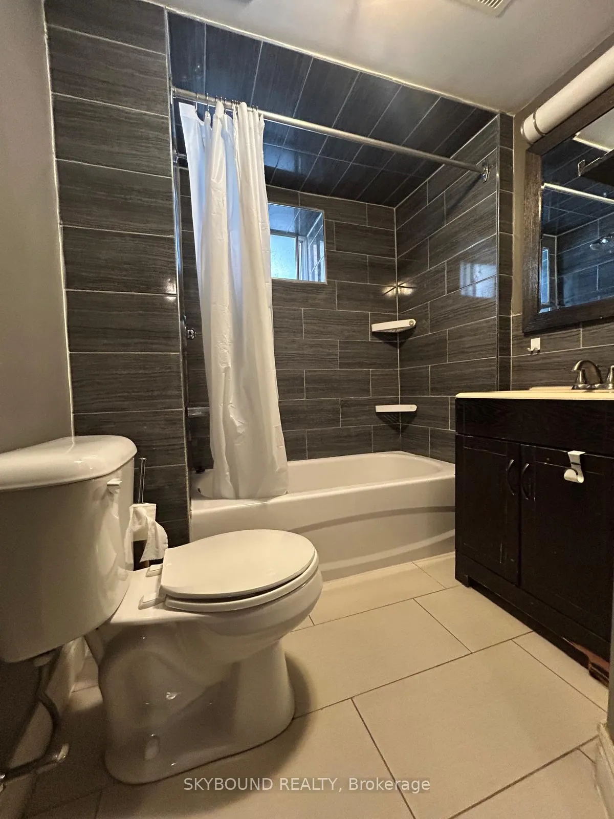 Photo 11 of Unit Basement, 354 St Johns Road, Toronto, Runnymede-Bloor West Village — HOMEH