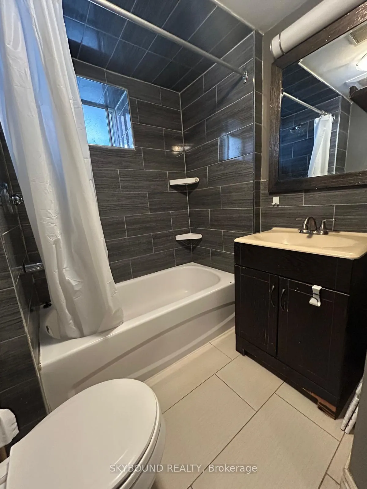 Photo 13 of Unit Basement, 354 St Johns Road, Toronto, Runnymede-Bloor West Village — HOMEH