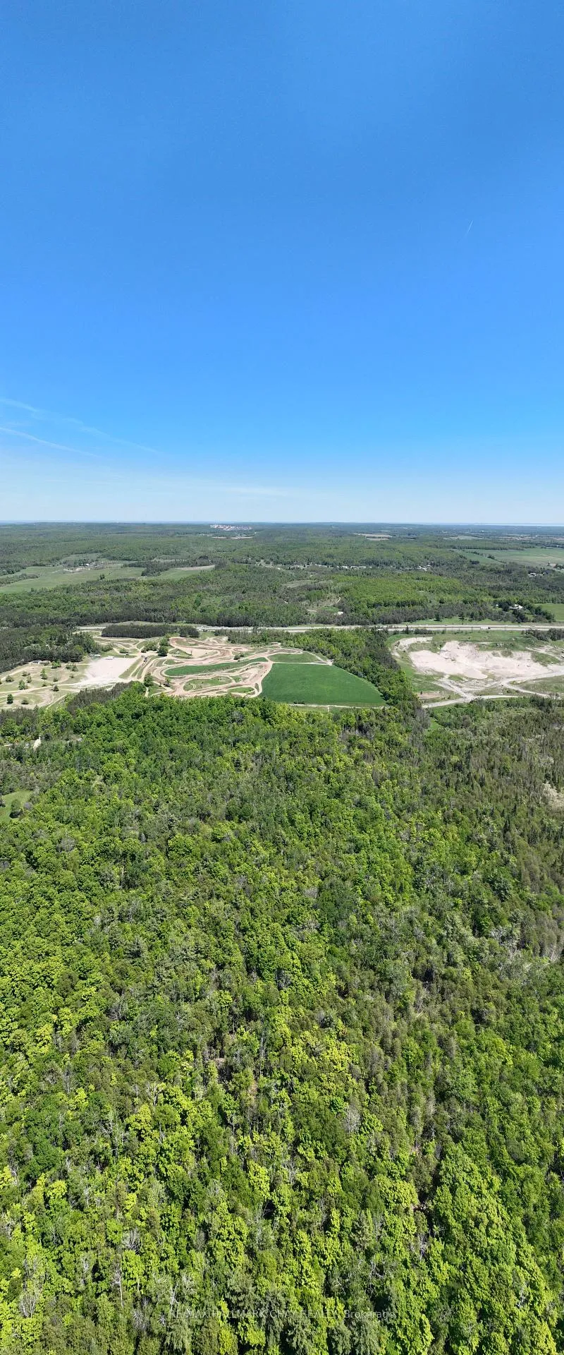 Photo 6 of 1676 Old Second Road S, Springwater, Rural Springwater — HOMEH