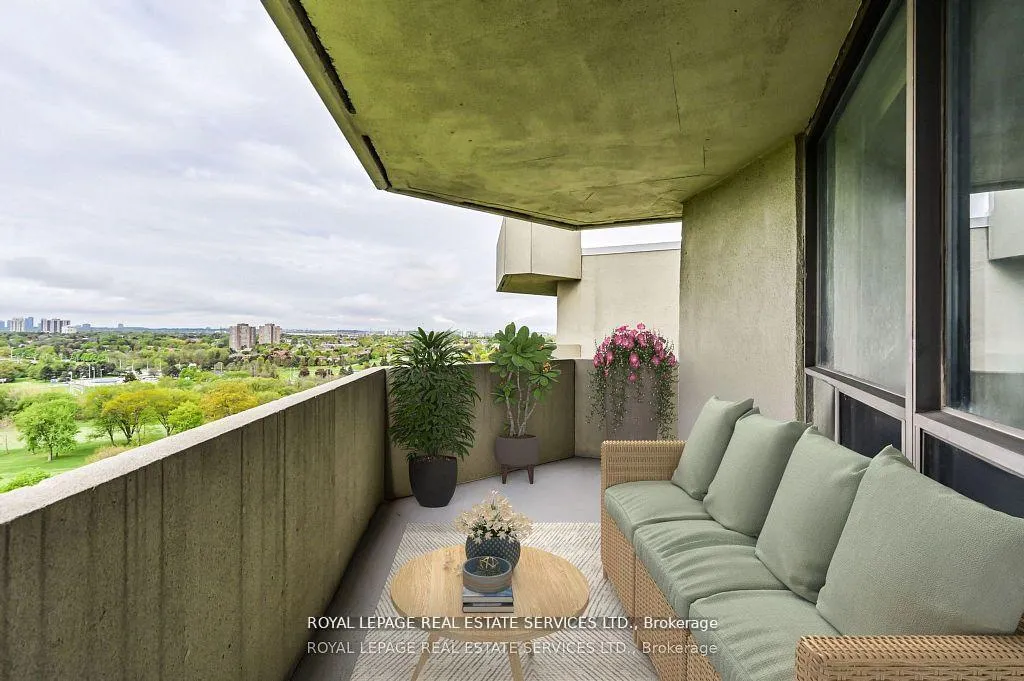 Photo 14 of Unit PH 8, 284 Mill Road, Etobicoke, Markland Wood — HOMEH