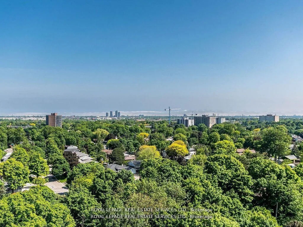 Photo 18 of Unit PH 8, 284 Mill Road, Etobicoke, Markland Wood — HOMEH
