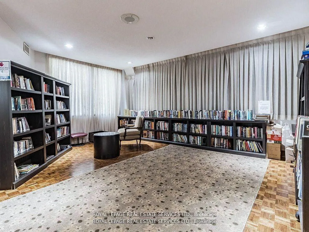Photo 26 of Unit PH 8, 284 Mill Road, Etobicoke, Markland Wood — HOMEH