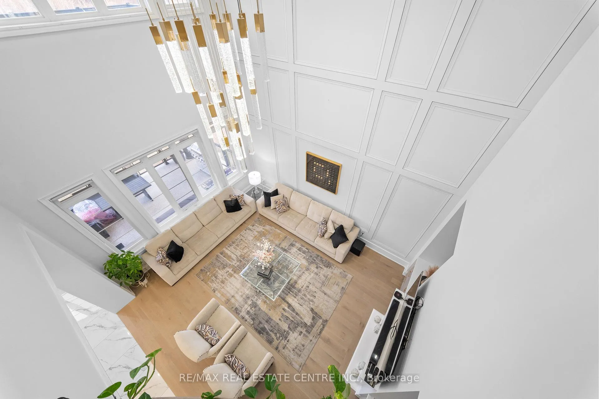 Photo 18 of 67 Rolling Green Court, Vaughan, Kleinburg — HOMEH