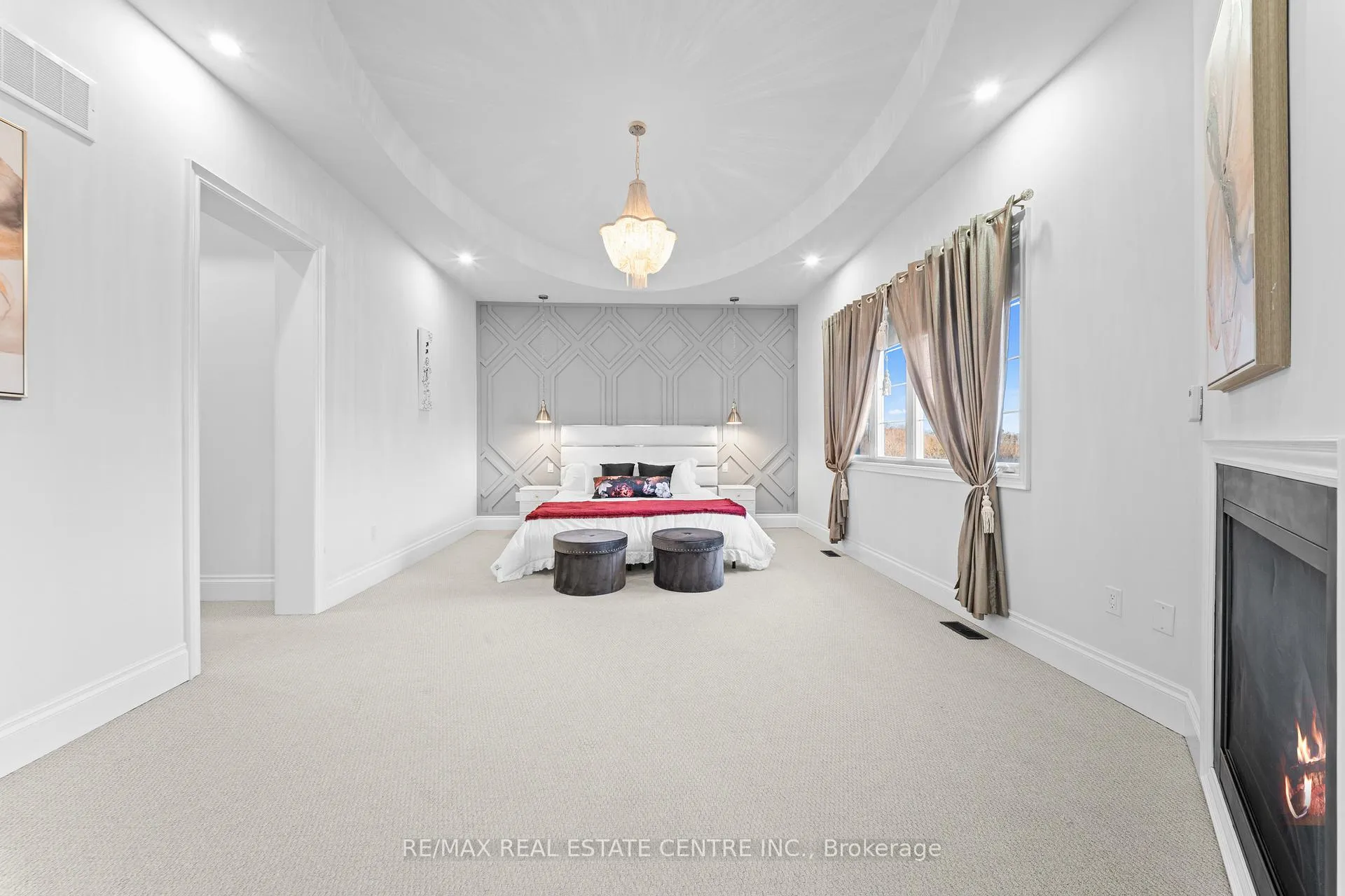 Photo 26 of 67 Rolling Green Court, Vaughan, Kleinburg — HOMEH