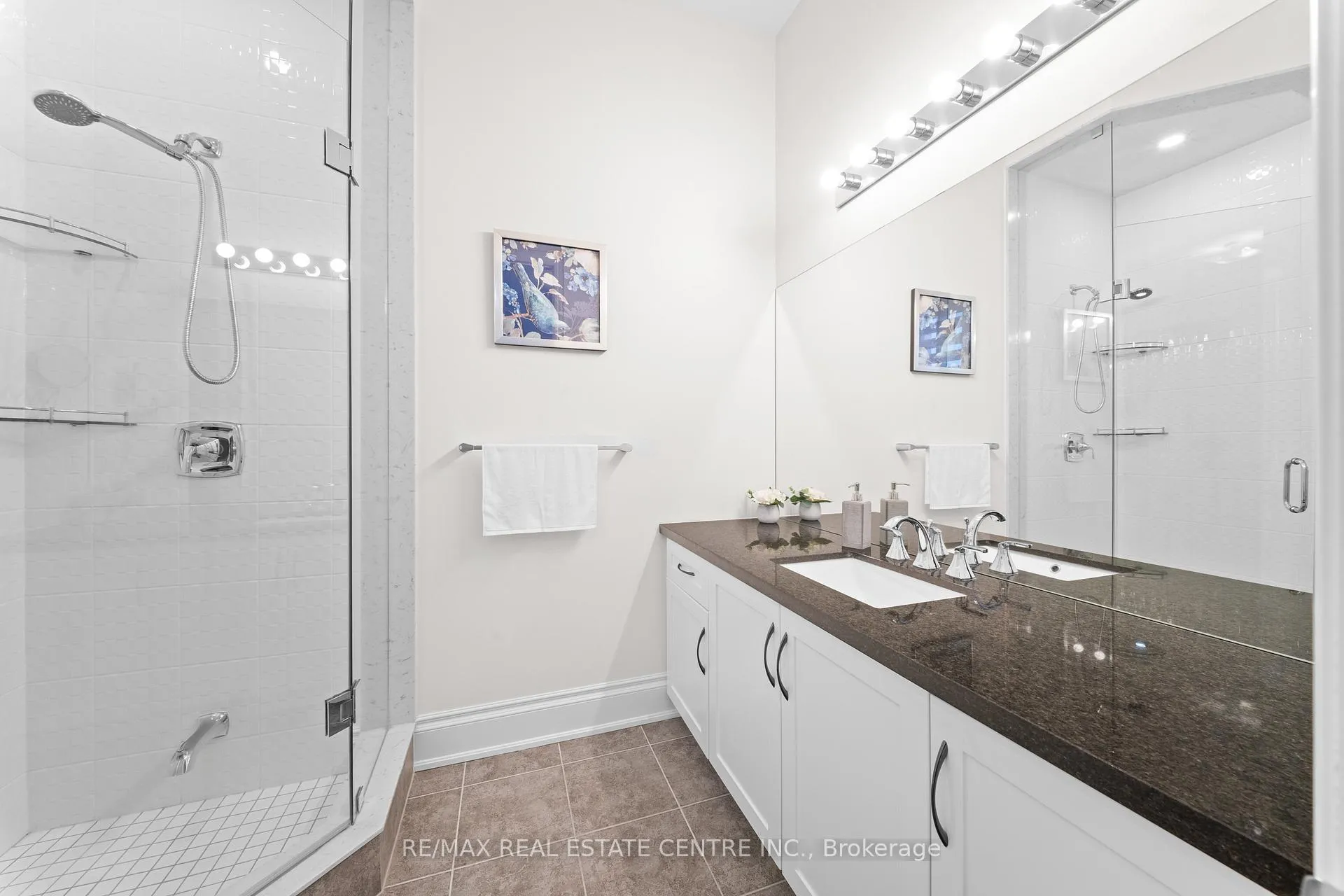 Photo 31 of 67 Rolling Green Court, Vaughan, Kleinburg — HOMEH