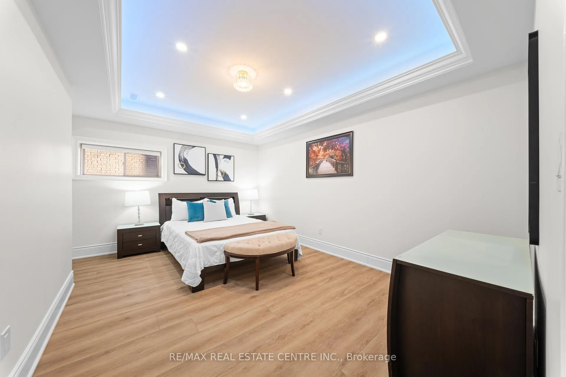Photo 43 of 67 Rolling Green Court, Vaughan, Kleinburg — HOMEH