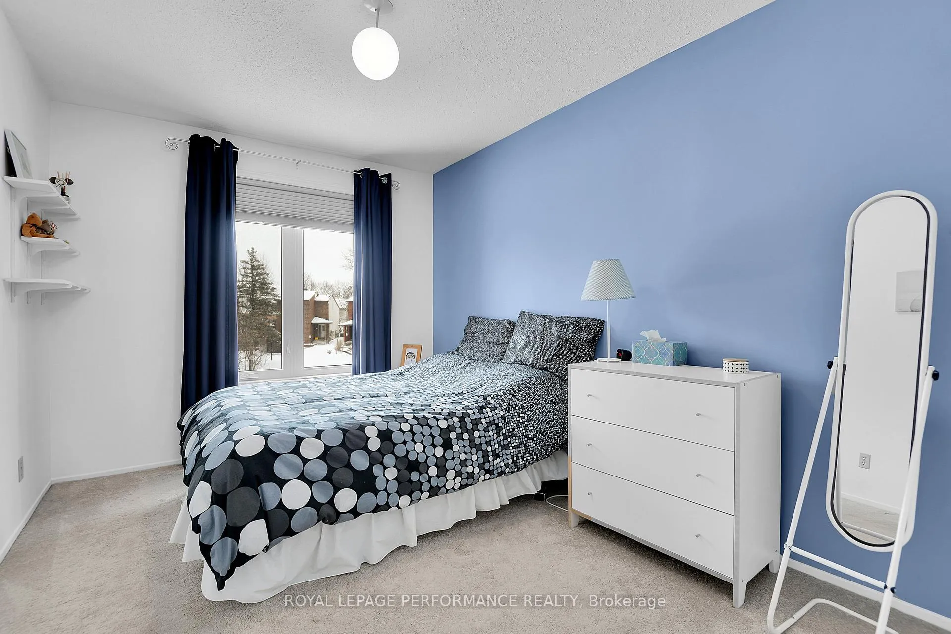 Photo 28 of 43 Waterview Court, Ottawa, Mooneys Bay/Riverside Park — HOMEH