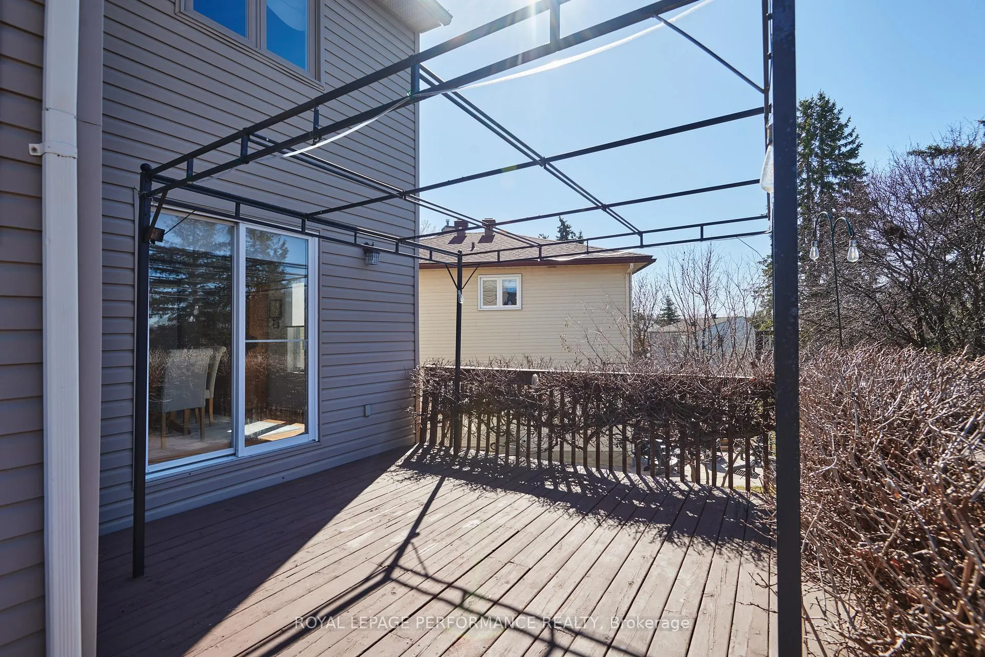 Photo 36 of 43 Waterview Court, Ottawa, Mooneys Bay/Riverside Park — HOMEH