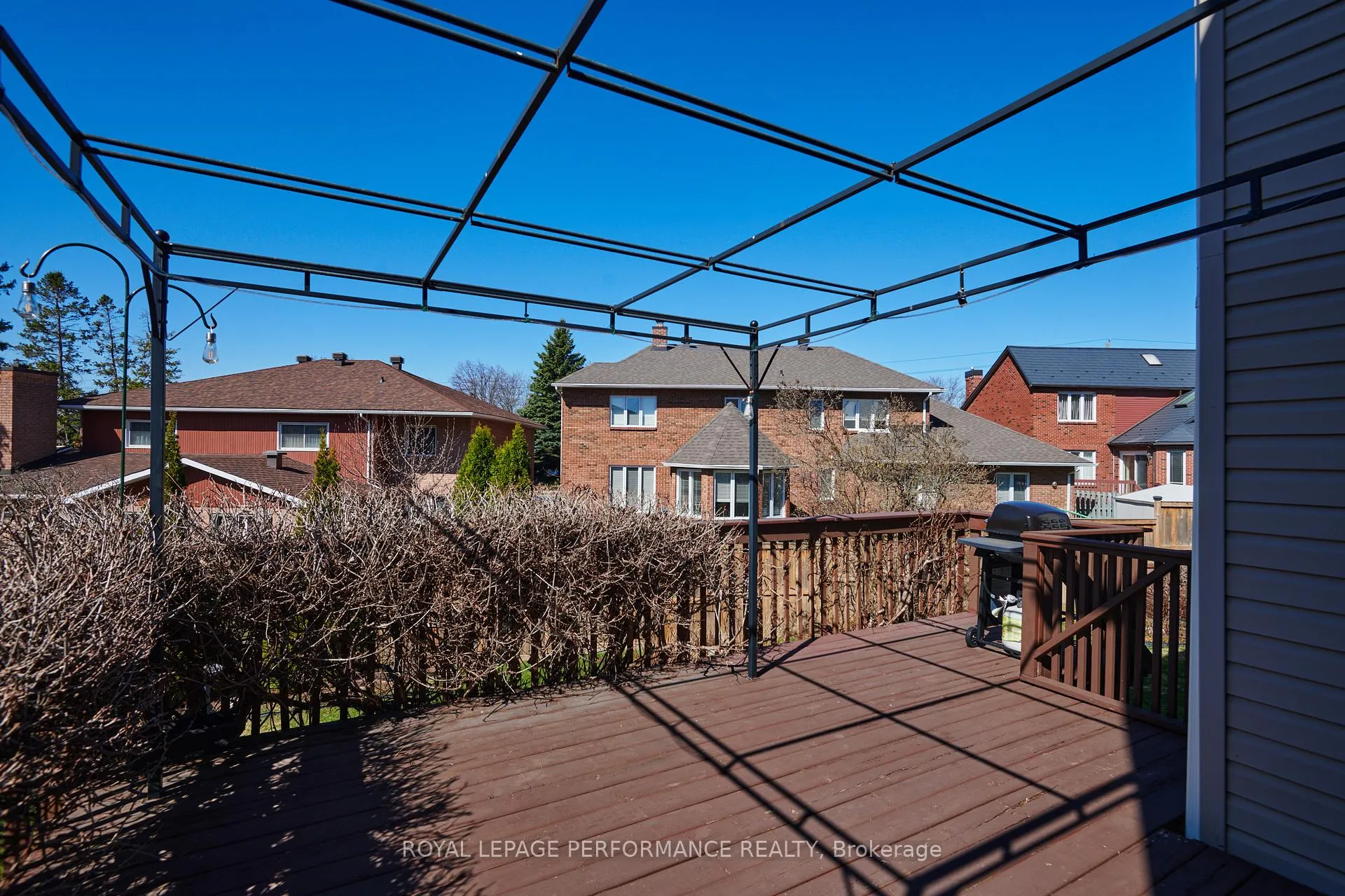 Photo 37 of 43 Waterview Court, Ottawa, Mooneys Bay/Riverside Park — HOMEH