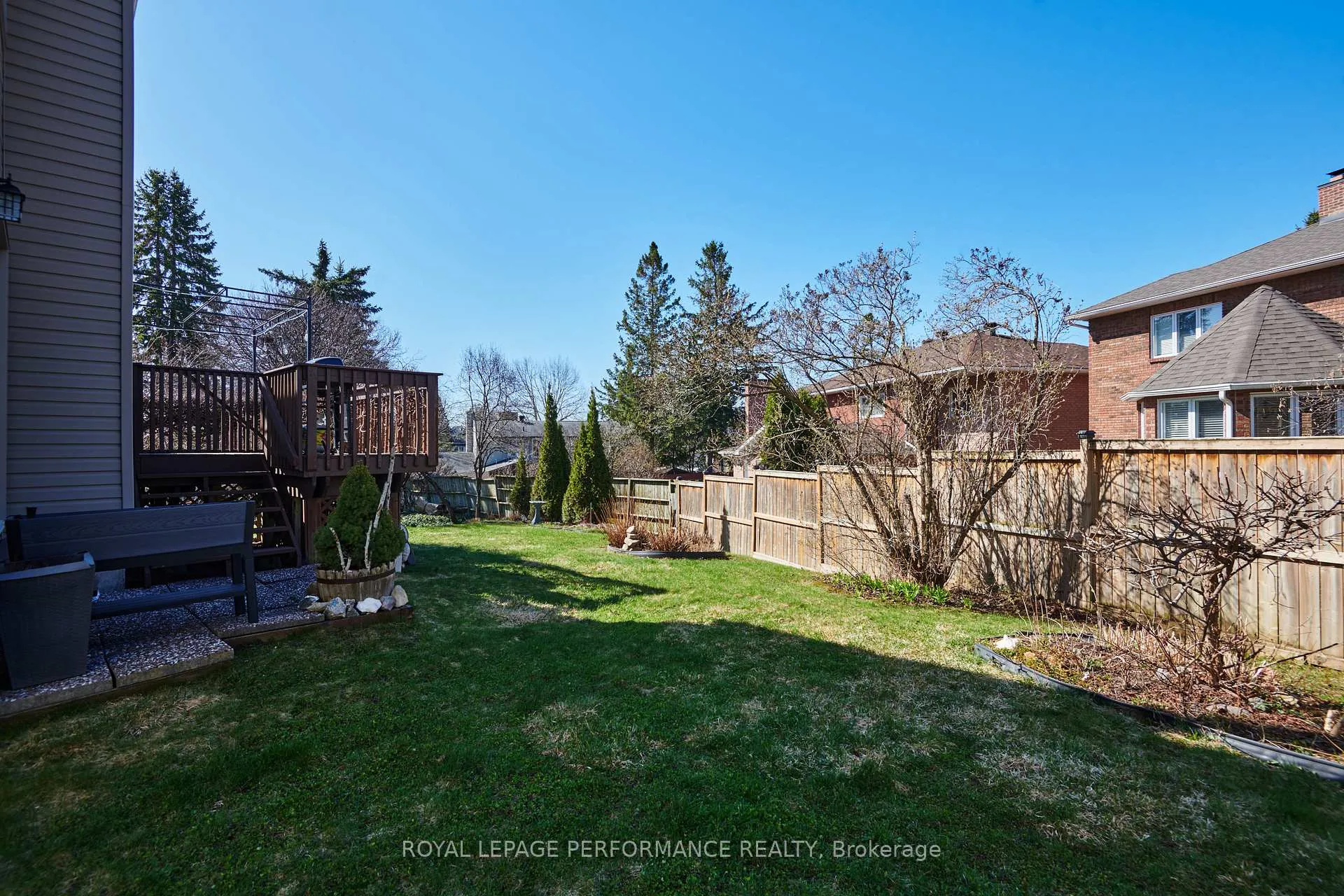 Photo 38 of 43 Waterview Court, Ottawa, Mooneys Bay/Riverside Park — HOMEH