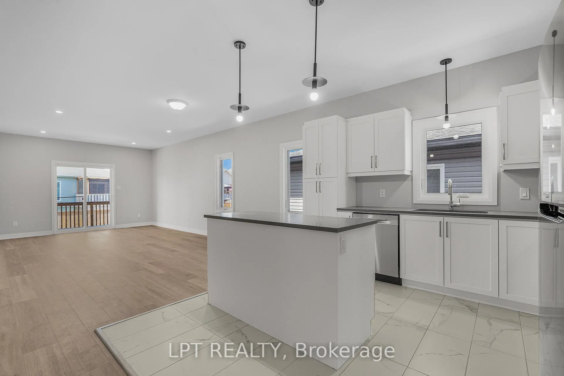 Photo 6 of Unit Unit A, 978 Katia Street, The Nation, Limoges — HOMEH