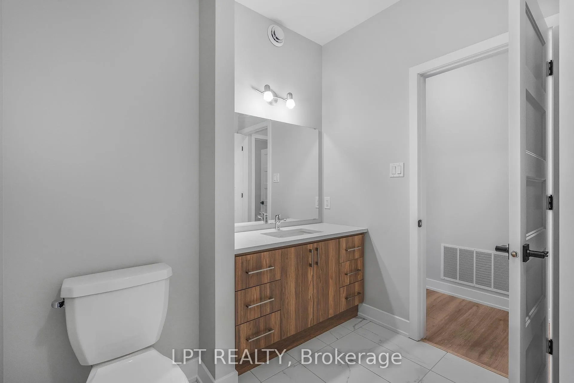Photo 18 of Unit Unit A, 978 Katia Street, The Nation, Limoges — HOMEH