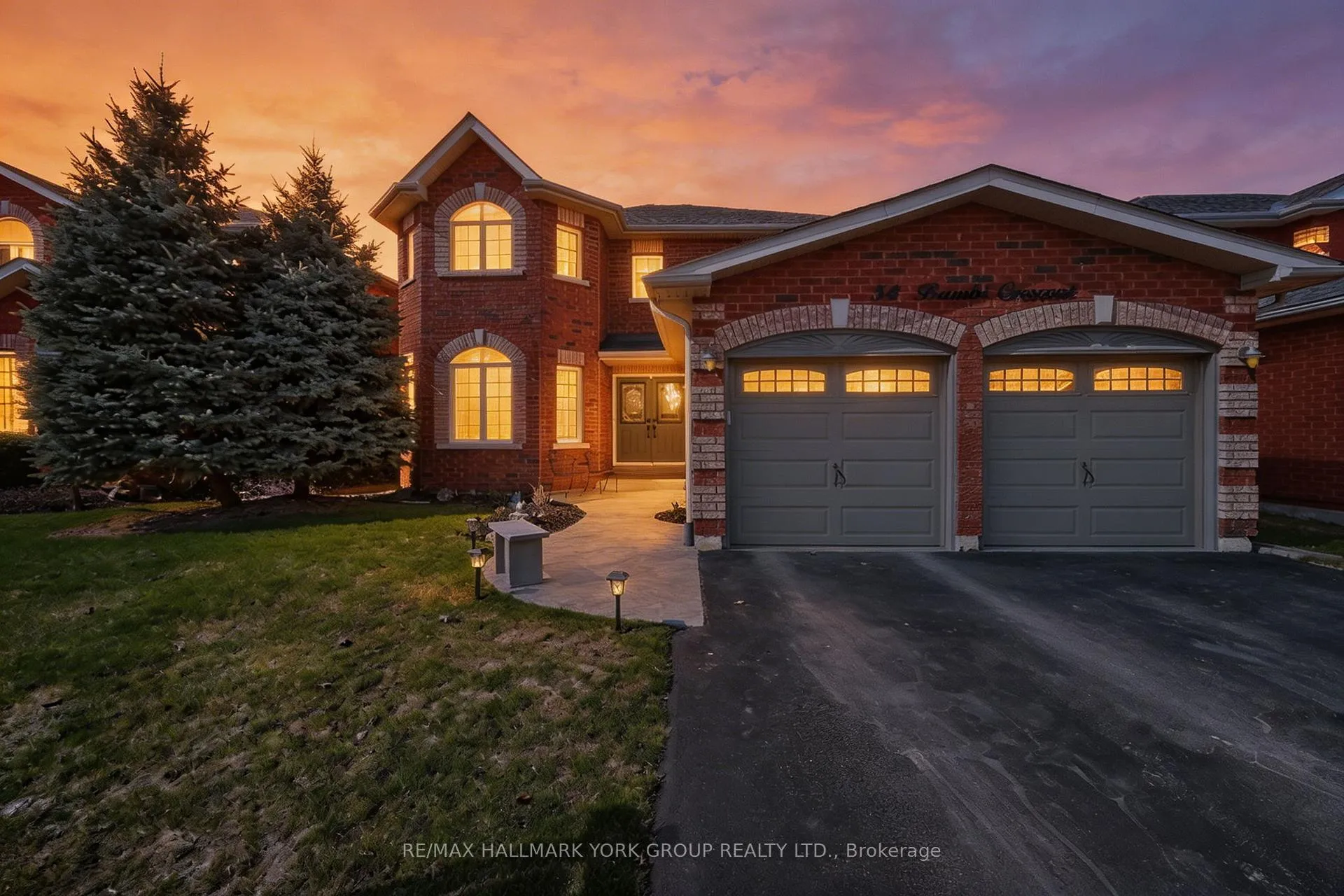 Photo 1 of 54 Bambi Crescent, Georgina, Keswick South — HOMEH