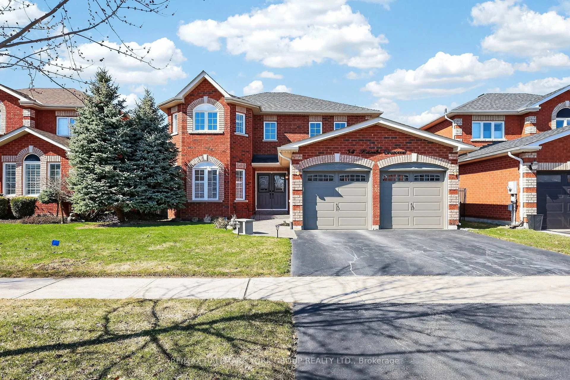 Photo 2 of 54 Bambi Crescent, Georgina, Keswick South — HOMEH