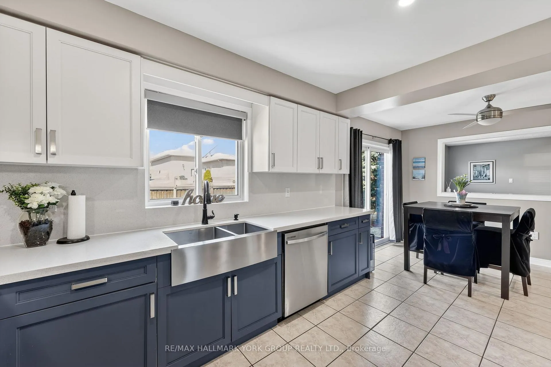 Photo 9 of 54 Bambi Crescent, Georgina, Keswick South — HOMEH